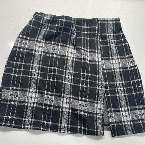 Plaid mini skirt